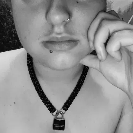 OnlyFans account  pup_bones avatar 1