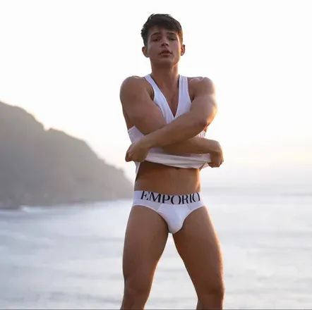 OnlyFans cuenta jessie4free header 2