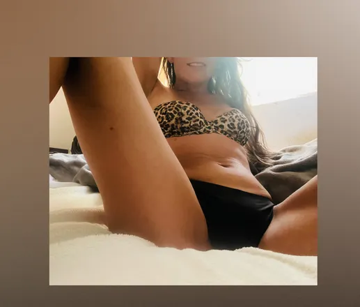 OnlyFans cuenta homegrown_hun header 2