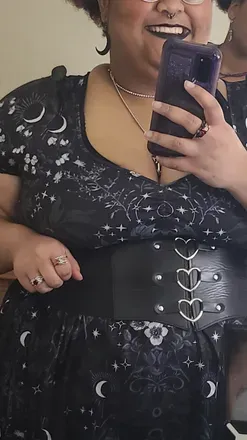 OnlyFans cuenta redmagnolia avatar 1