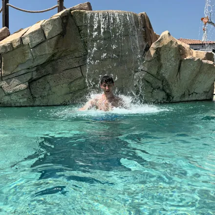 OnlyFans cuenta sachatwinks header 2