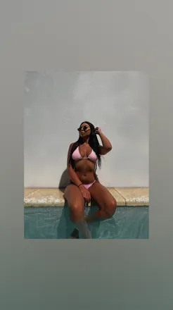 OnlyFans cuenta itsmmmia header 2
