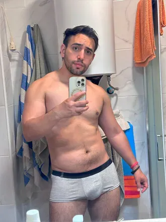 OnlyFans cuenta mrapr22 avatar 1