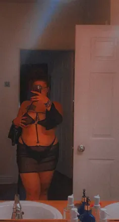 OnlyFans cuenta lilzari avatar 1