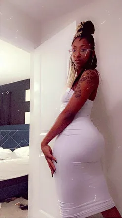 OnlyFans cuenta beyondbeauty92 header 2