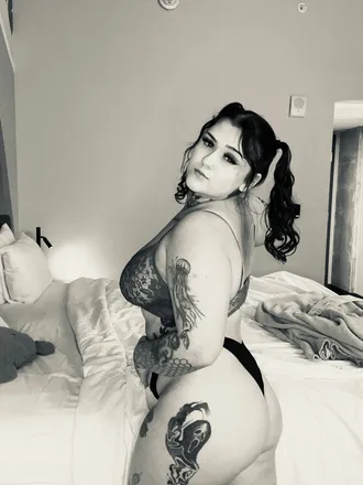OnlyFans cuenta nikkibaeby23 header 2