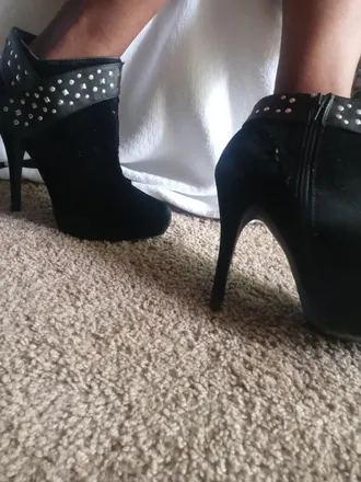 OnlyFans account  tinnystootsies header 2