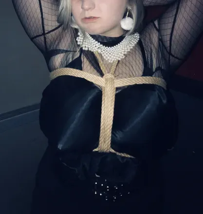 OnlyFans account  kawaii_qt header 2