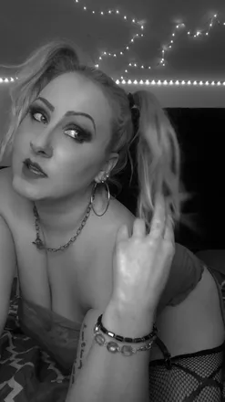OnlyFans cuenta sunshineabernathy header 2