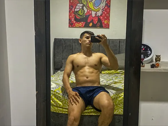 OnlyFans account  maurox_7 header 2