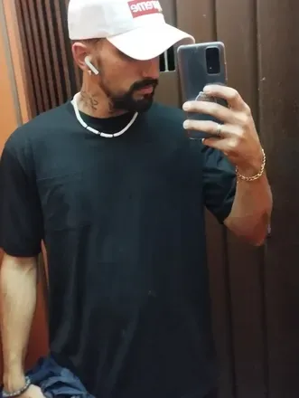 OnlyFans account  elleoo avatar 1