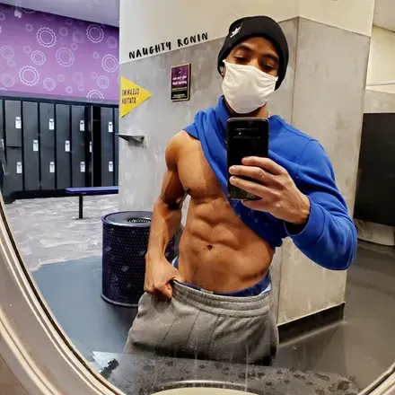 OnlyFans account  naughtyronin header 2