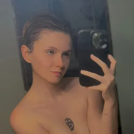 OnlyFans cuenta phoebe.phoenix99 avatar 1