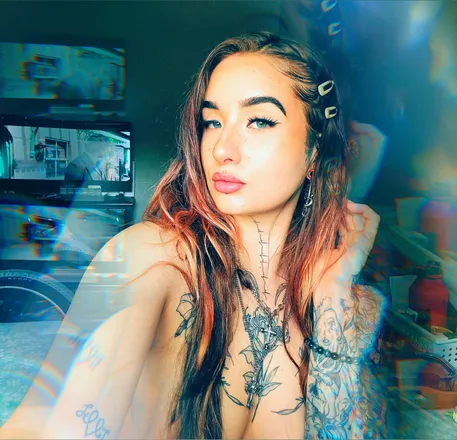 OnlyFans account  halzbby13 header 2