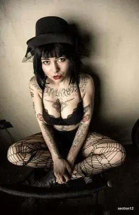 OnlyFans cuenta livingdeadbitch avatar 1
