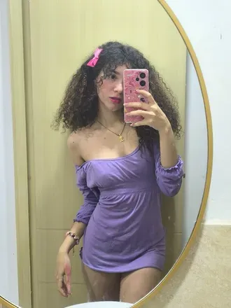 OnlyFans cuenta laurita012 avatar 1