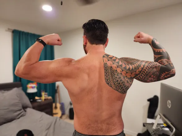 OnlyFans cuenta u64073995 header 2