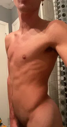 OnlyFans account  grindrella avatar 1