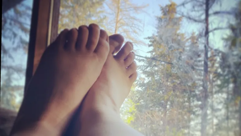 OnlyFans cuenta knaughtytoes header 2