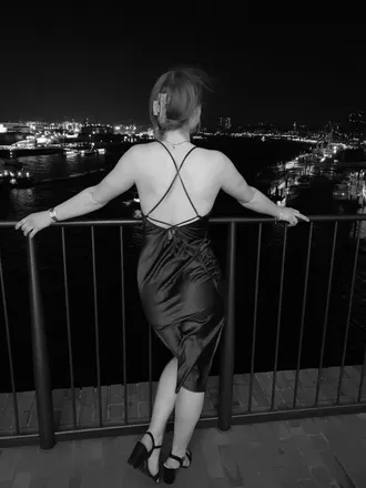 OnlyFans cuenta letmebeyourlou header 2