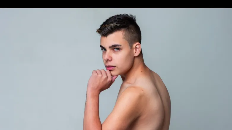 OnlyFans account  yandre_sts header 2
