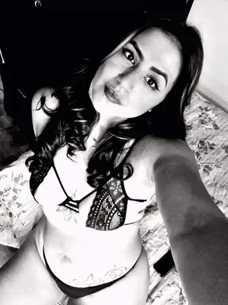 OnlyFans cuenta paolita021624 header 2
