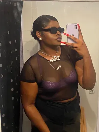 OnlyFans cuenta rosemarylafleur header 2