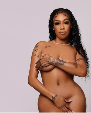 OnlyFans account  jloee avatar 1