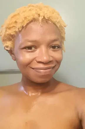 OnlyFans account  goldenredd header 2