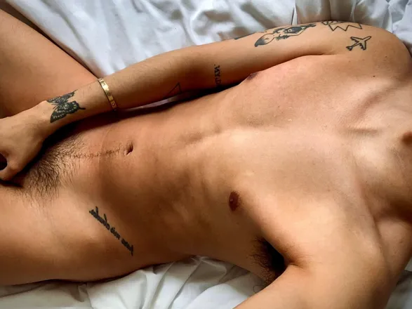 OnlyFans cuenta backstagetwunk header 2