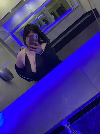 OnlyFans account  ladyaprill avatar 1