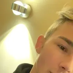 OnlyFans cuenta cumboy1999 avatar 1