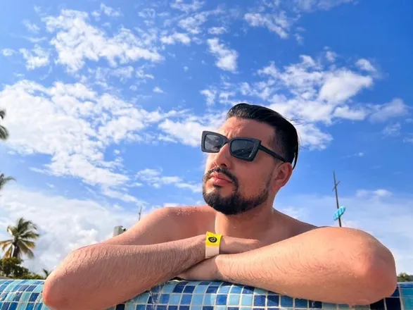 OnlyFans account  chicodebarba header 2