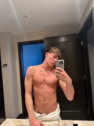 OnlyFans cuenta huntercoxs header 2