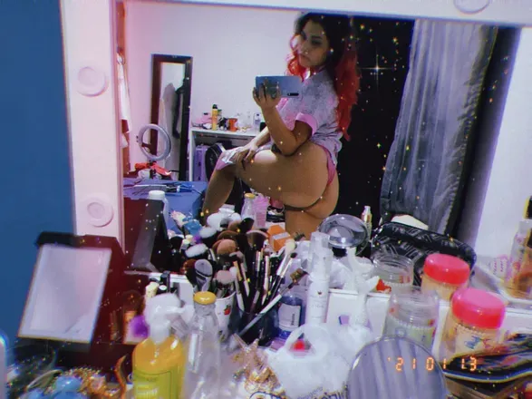 OnlyFans cuenta soophia_x header 2