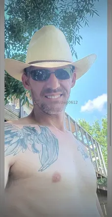 OnlyFans account  dwp0612 avatar 1
