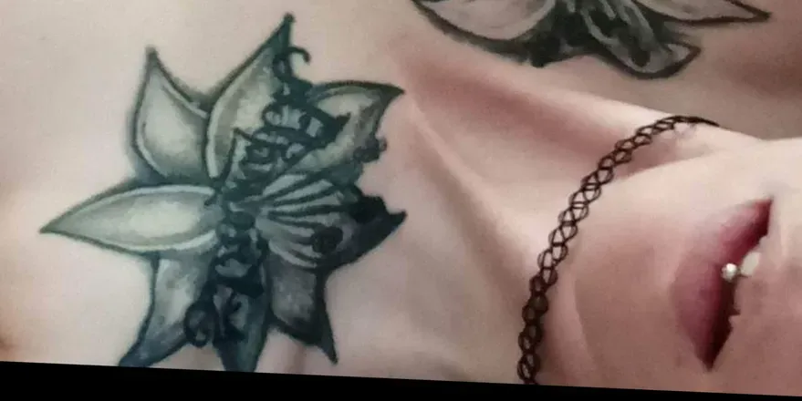 OnlyFans cuenta sunandmoon0222 header 2