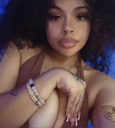 OnlyFans cuenta sexanamaria header 2