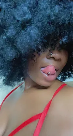 OnlyFans account  ms_vtaylor avatar 1