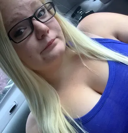 OnlyFans cuenta curvyblondebabexo avatar 1