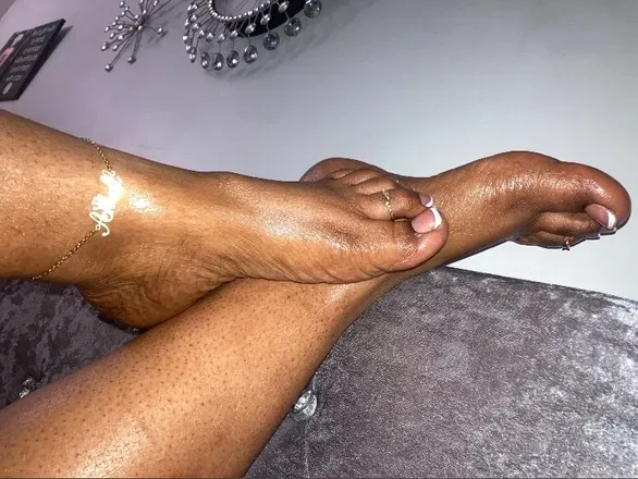 OnlyFans account  arnell header 2