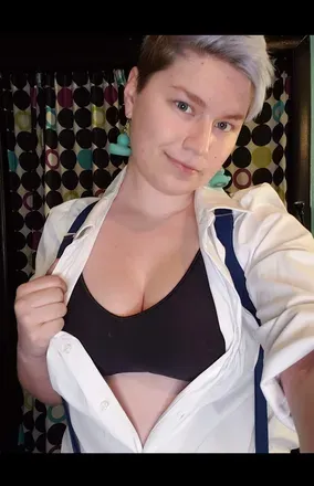 OnlyFans account  echolover avatar 1