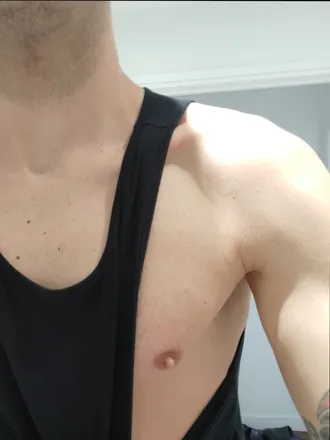 OnlyFans cuenta guynextdoor_101 header 2
