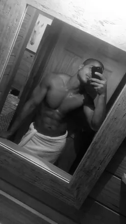 OnlyFans cuenta solospeedo header 2
