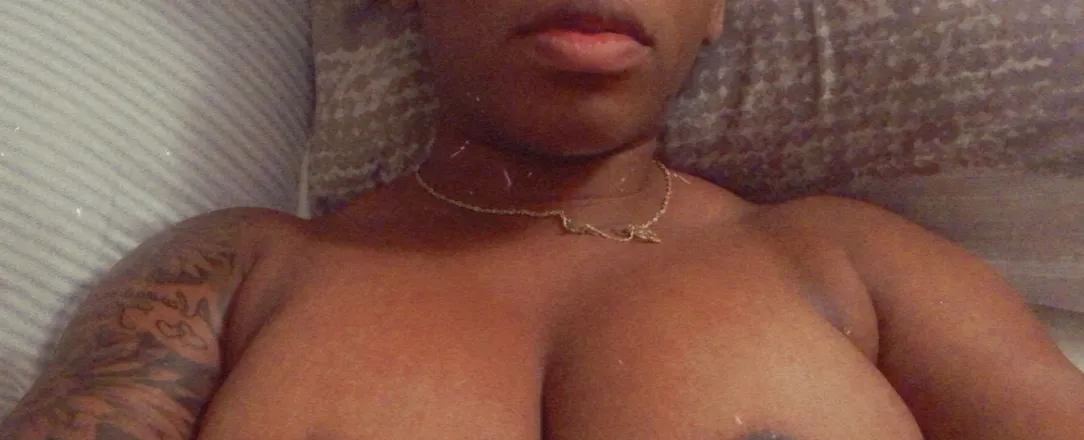 OnlyFans cuenta pr3ttybrown69 header 2