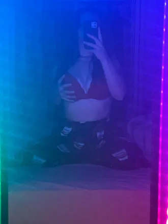 OnlyFans cuenta submissive.harley header 2