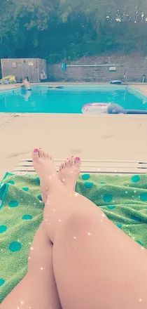 OnlyFans cuenta tinyfeet513 header 2