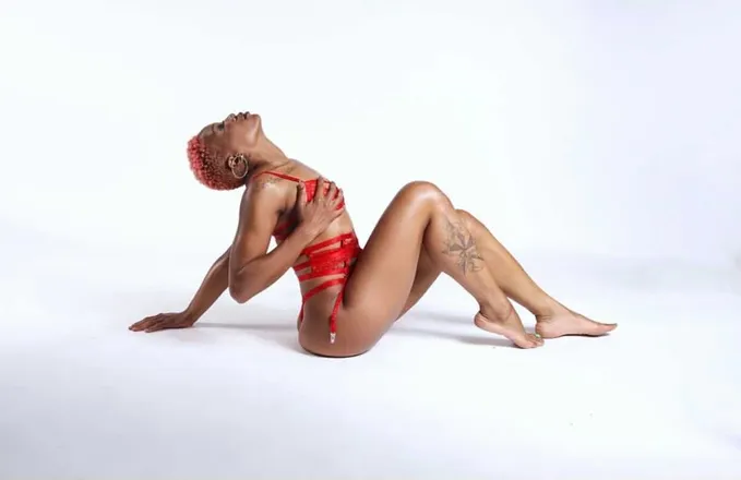 OnlyFans cuenta juicyenchantress header 2