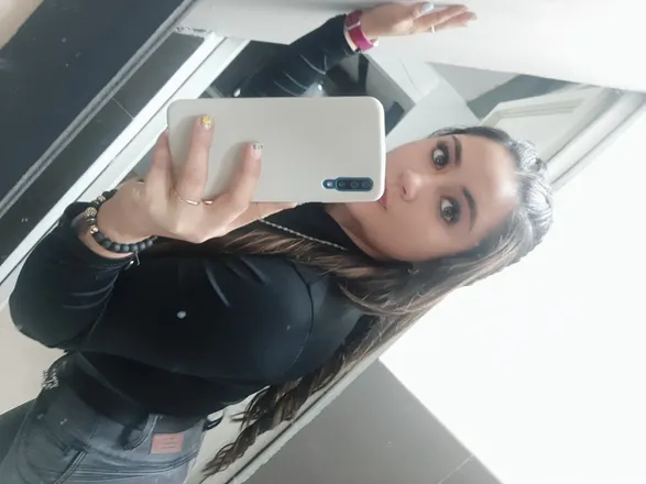 OnlyFans cuenta angelicafootmodel header 2