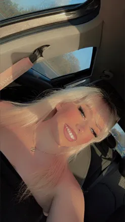 OnlyFans cuenta diamondaddict2424 header 2